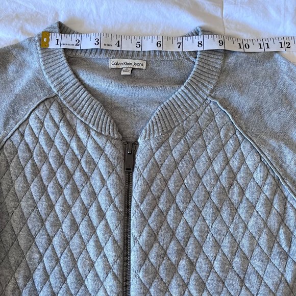 Calvin Klein Gray Diamond Quilted Bomber Jacket size M, NWT - Picture 5 of 13